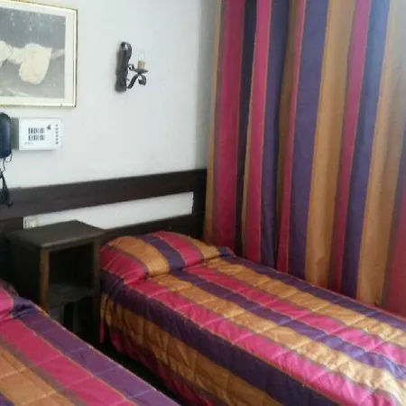 Du Musee Hotel 2*