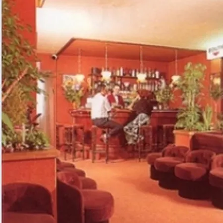 Du Musee Hotel 2*
